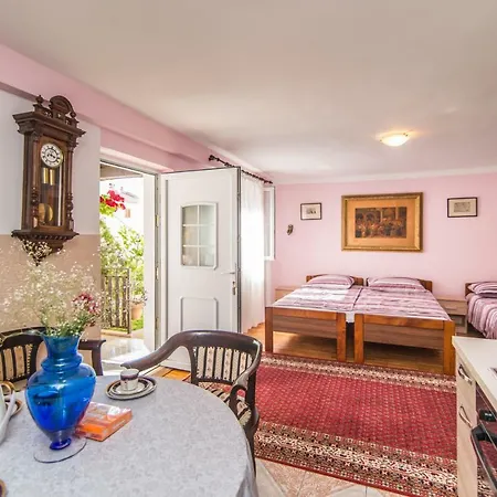 Marina Apartment Porec