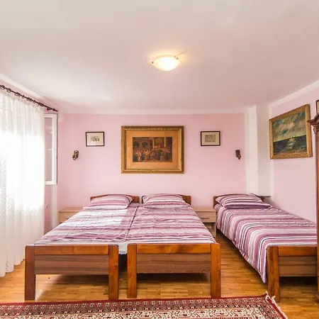 Apartment Marina *