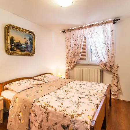 Marina Apartman *